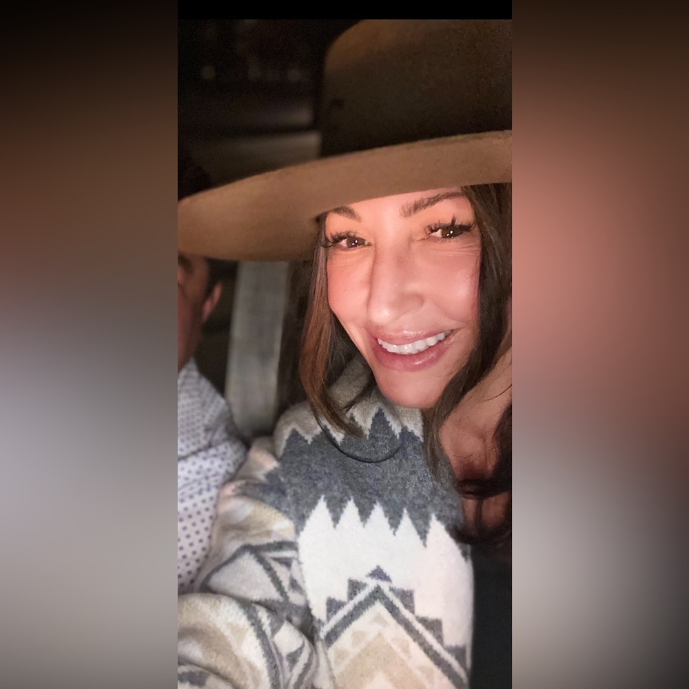 Meet your Posher, Jenn